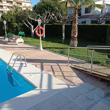 Iris Solo Familias Serviplaya * Playa de Gandia